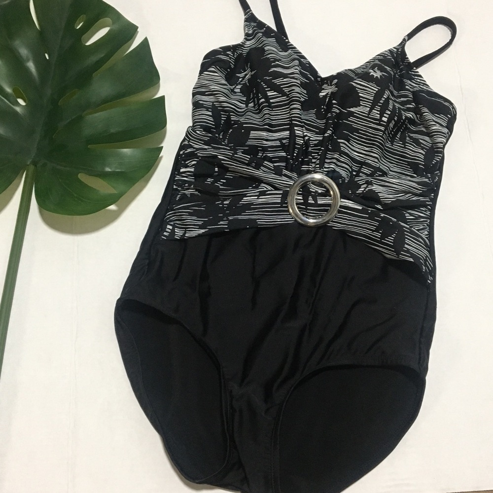 Black Floral One Piece Swim Suit White Lightly Padded‎ Colorblock Pool Beach